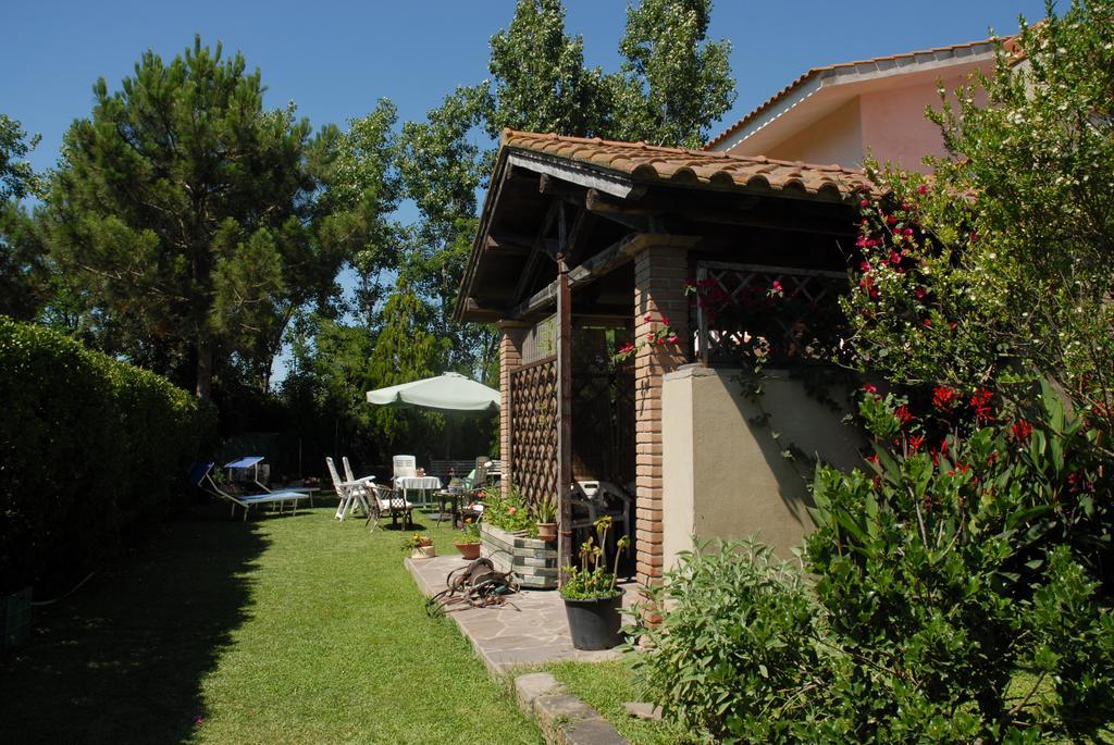 B&B Fra E Fe Arborea Εξωτερικό φωτογραφία