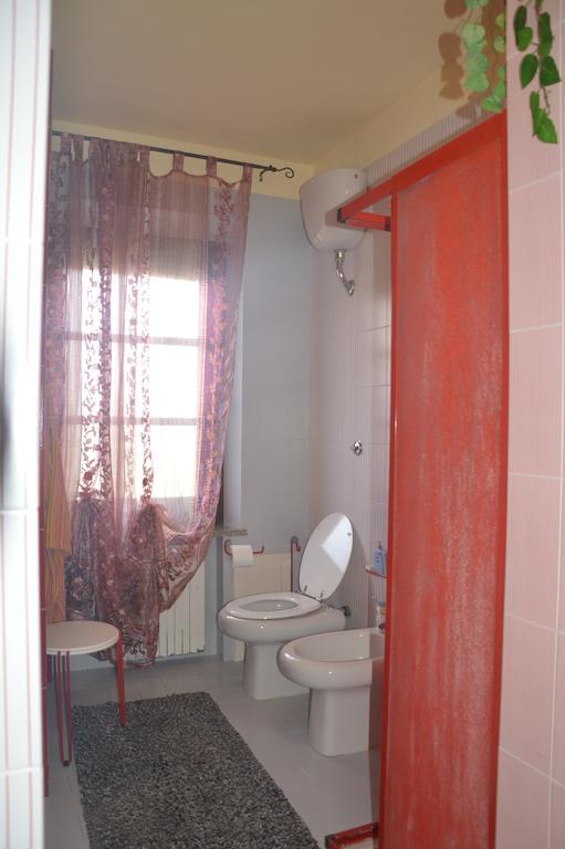 B&B Fra E Fe Arborea Δωμάτιο φωτογραφία